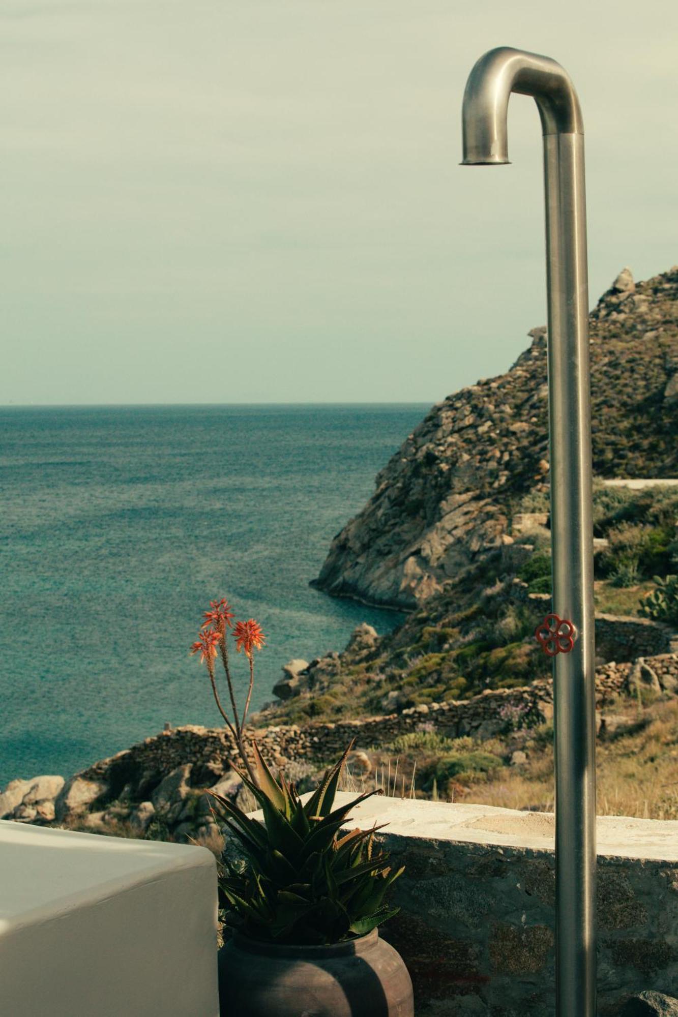 The Wild By Interni Otel Kalafatis Dış mekan fotoğraf